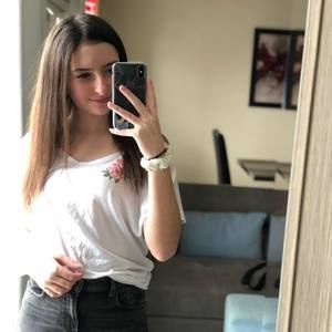 Meet your Posher, Océane